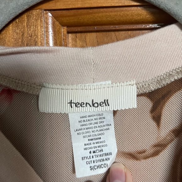 Floral mesh bodysuit - Picture 3 of 3